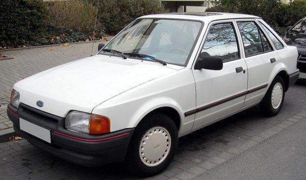 20. Ford Sierra (1982-1993)
19. Nissan Qashqai (2007-настояще)
18. Morris Minor (1948-1971)
17. Austin Seven (1922-1939)
16. Lotus Esprit (1976-2004)
15. Jaguar Mk2 (1959-1969)
14. Rolls-Royce Phantom (2003-2017)
13. Ford Escort (1968-2002)
12. Jaguar XK120 (1948-1954)
11. MGB (1962-1980)